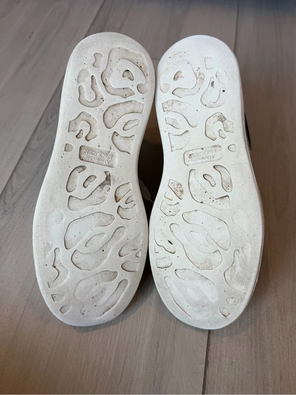Alexander McQueen classic alexander
